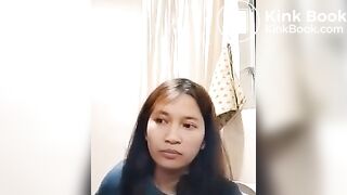 Girl Farting in The Toilet part 1