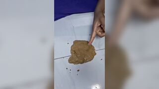 Sloppy diarrhea on floor