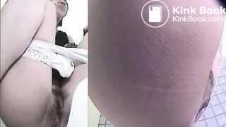 Japanese woman's toilet scene - video 431