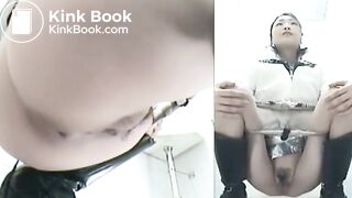 Japanese woman's toilet scene - video 429