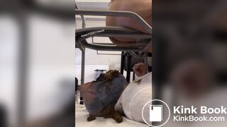 Mistress Filiz shitting mouth on chair