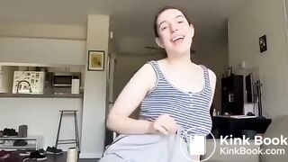 Cute Girl scat - video 2
