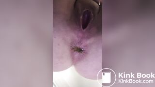 Girl Flashes Dirty Asshole