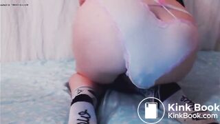 Huge panty poop girl