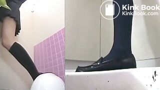 Japanese woman's toilet scene - video 406