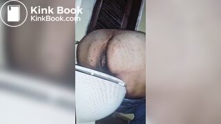 Fat ass shitting - video 7