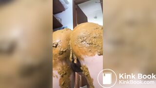 Slo-mo PAWG scat twerk