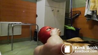 Housewife releases her big shit on him