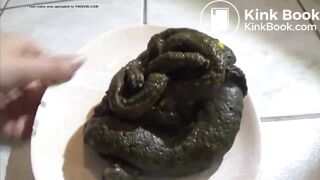 Green poop in plate