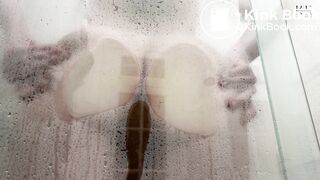 Diarrhea explosion in my bathtub