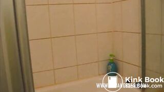 Ebony takes a huge shit
