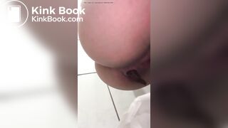 Girl pooping Mulher cagando - video 14