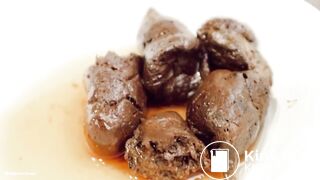 Asian Cutie Gaming Poop