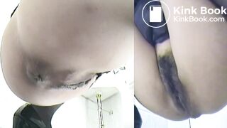 Japanese woman's toilet scene - video 371
