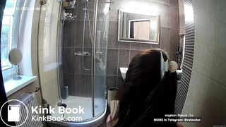 SEXY GIRL LOUD PLOPS WHILE READING A BOOK