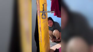 Desperate Girl Need To Poop - video 2