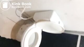 mijando cagando peidando