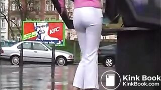 jeans poo
