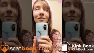 Sexy toilet shitting - video 3