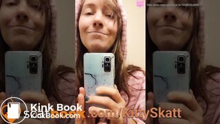 Sexy toilet shitting - video 3