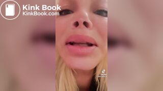 Texan girl toilet selfie