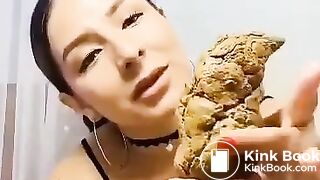 Colombian girl drops a giant toy to make a giant nugget