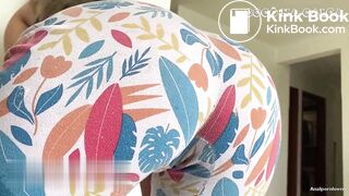 Hot and Curvy Pants Smear