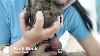 Casal scat fodendo com merda