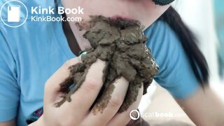 Casal scat fodendo com merda