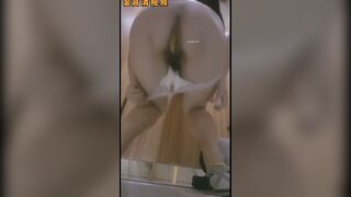 Chinese pantypoop - video 3