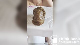 Milfy Babe Loves Poop 2