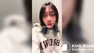 Ivy League girl pooping