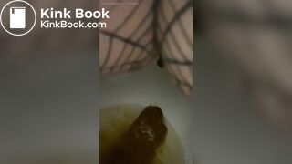 LIQUID-SHIT-CLOSE_UP