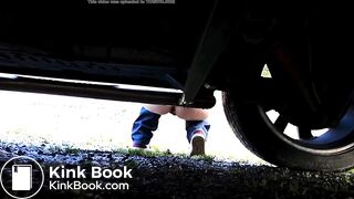 Girl shitting outdoor - video 5