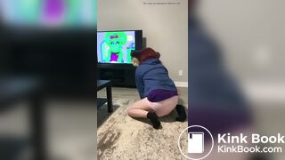 furry watches barney and makes pushies in diaper