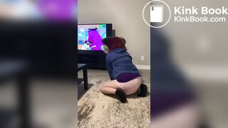 furry watches barney and makes pushies in diaper