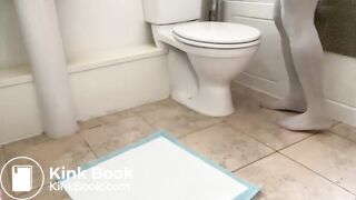 Ebony pantyhose poop