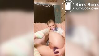 Girl talks about how she got into scat.