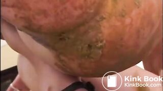 Pooping and pissing fun