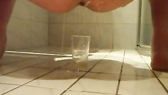 Pee into a glas