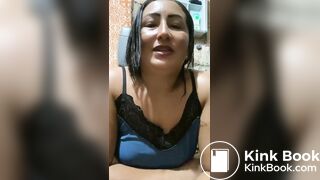 Sexy Girl Pooping - video 11