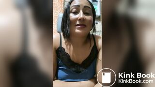 Sexy Girl Pooping - video 11