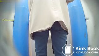 Woman piss - video 5