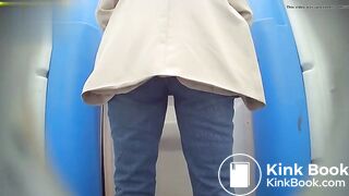 Woman piss - video 5