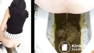 女の子が下痢をする 3