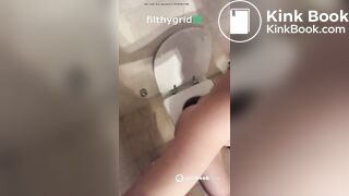 Girl pooping on toilet - video 276