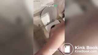 Girl pooping on toilet - video 276