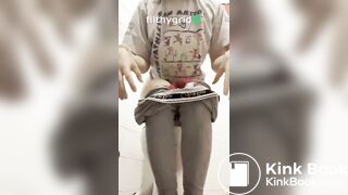 Girl pooping on toilet - video 261