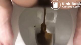 女性が下痢をする