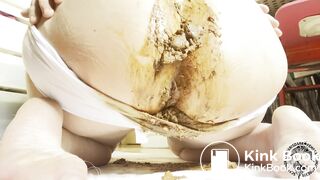 Xplosive diarrhea on panties @scatdark